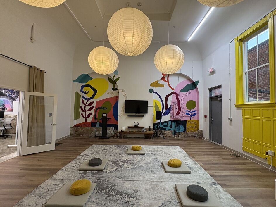 A Bright room for meetings and events